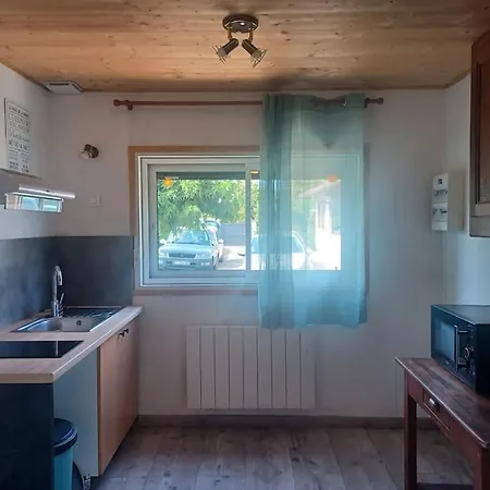 Holiday home Maison En Au Calme